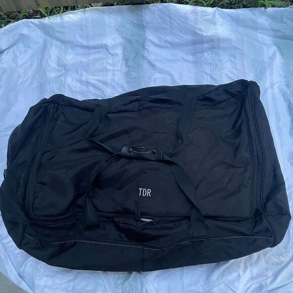 LANDS' END Black Square BIG DUFFLE TRAVEL BAG 30"  monogram - Picture 2 of 13